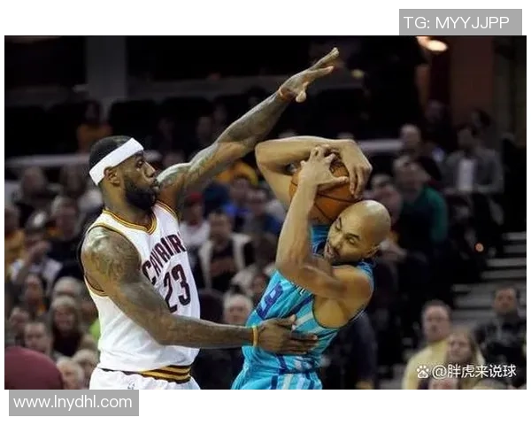 2006赛季NBA骑士与马刺的巅峰对决回顾与精彩瞬间分析